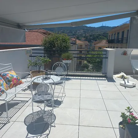 Апартаменти Attico Palazzo Azzurro Діано-Марина