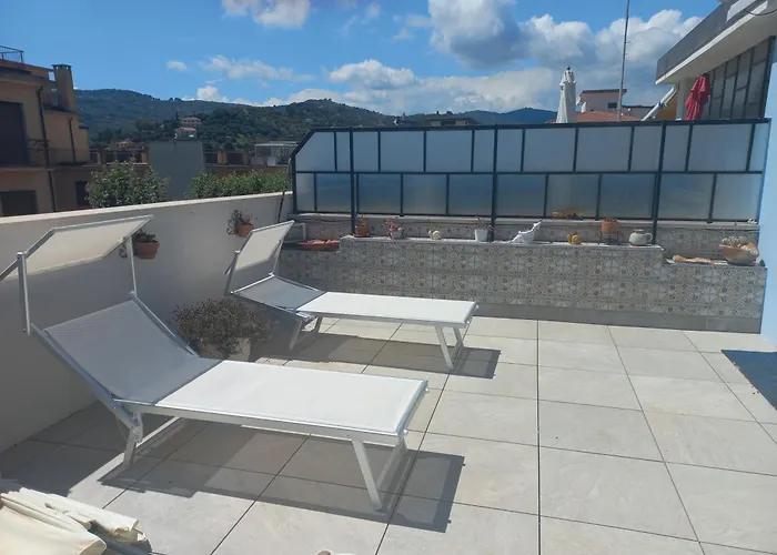 Attico Palazzo Azzurro Апартаменти Діано-Марина